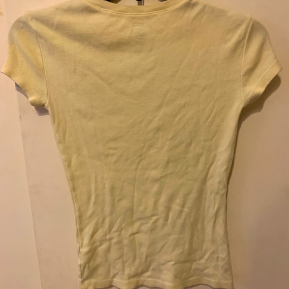 ✨Cute slim sleek yellow shirt✨ - Picture 2 of 3